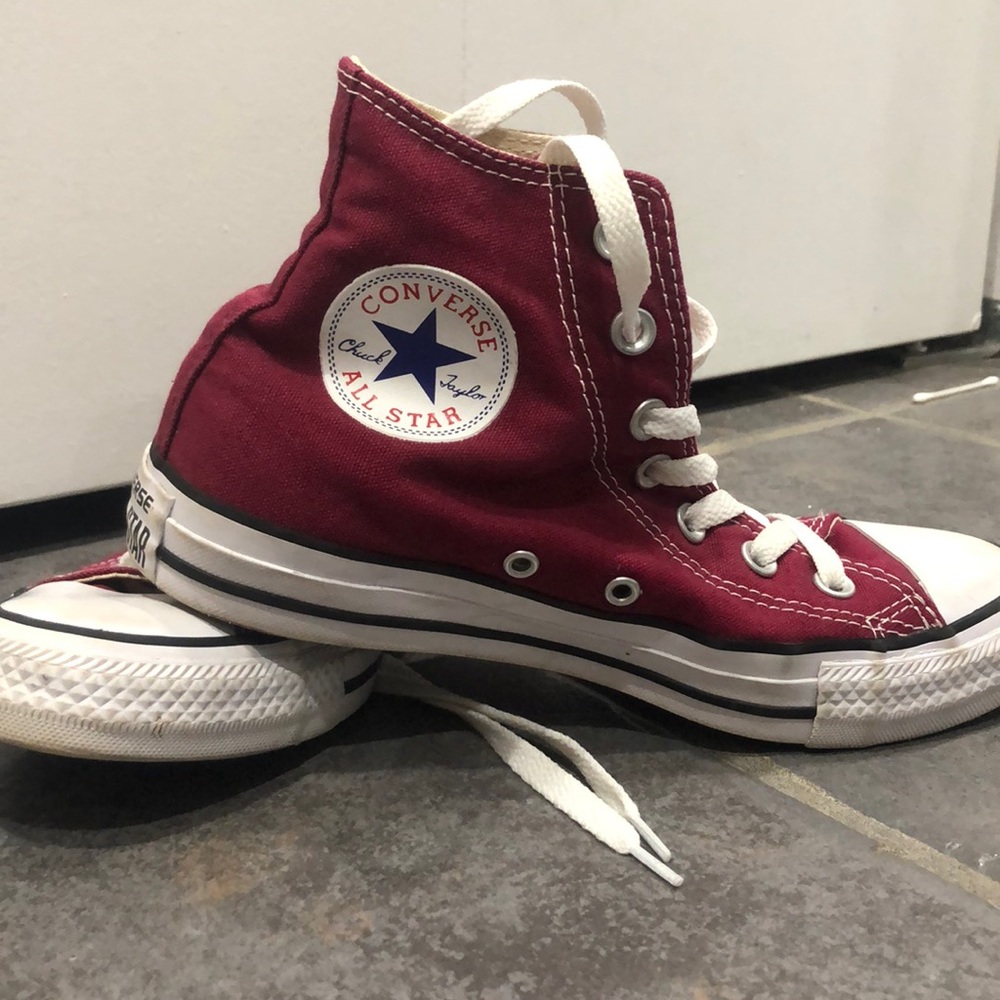 Burgundy Converse All Star High-Tops
